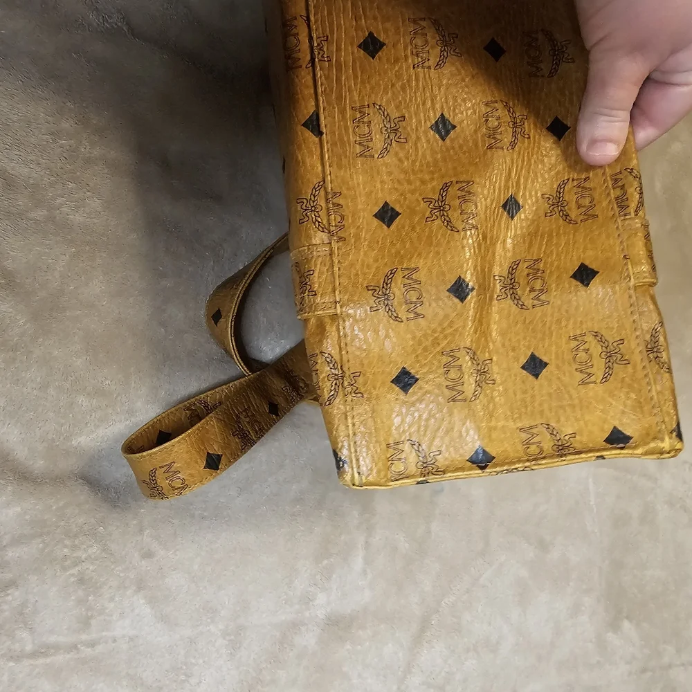 MCM Vintage Visetos Zip top tote
